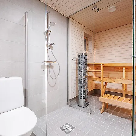 Compact 2bdr With Private Sauna