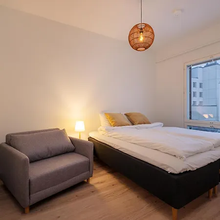 Compact 2bdr With Private Sauna Apartment *